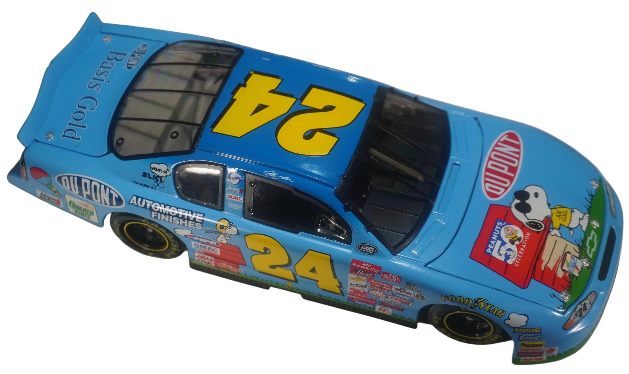 Jeff Gordon #24 DuPont PEANUTS 2000 Monte Carlo 1:24 Die-Cast by Action Racing