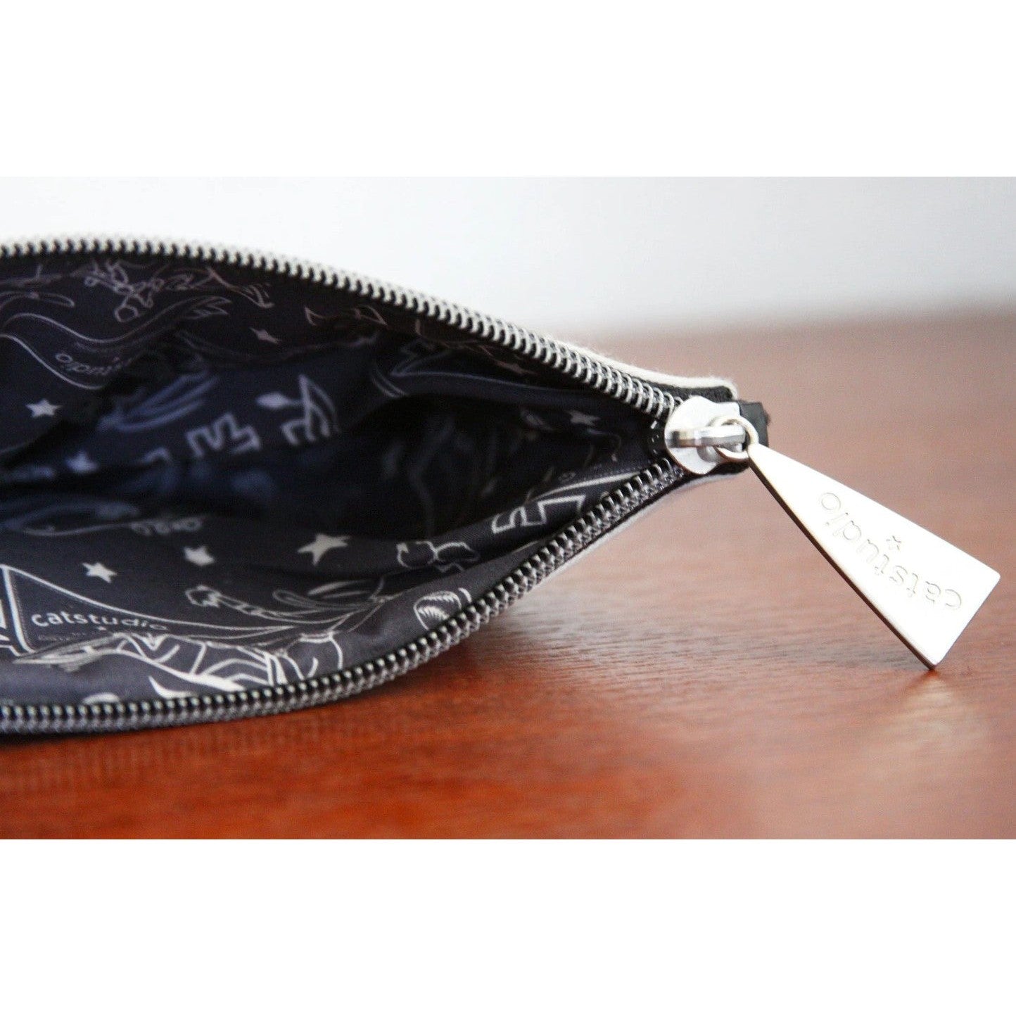 Pouch: UNC Tar Heels