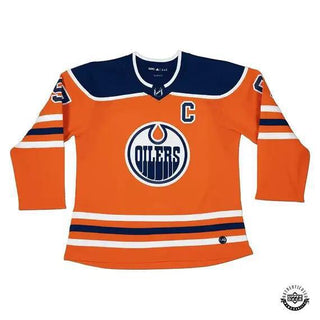 Autographed Jersey: Connor McDavid - Edmonton Oilers