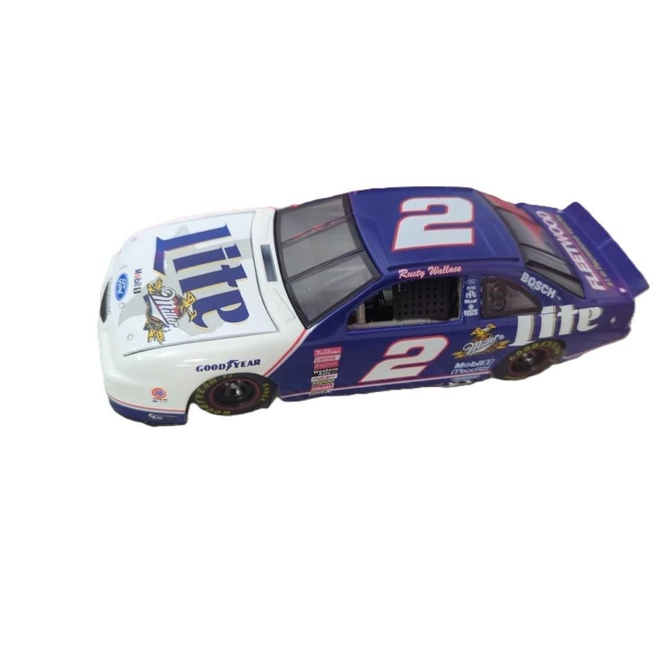 Die Cast 1/24 Scale: Rusty Wallace #2 Miller Lite 1997 Thunderbird Action Racing