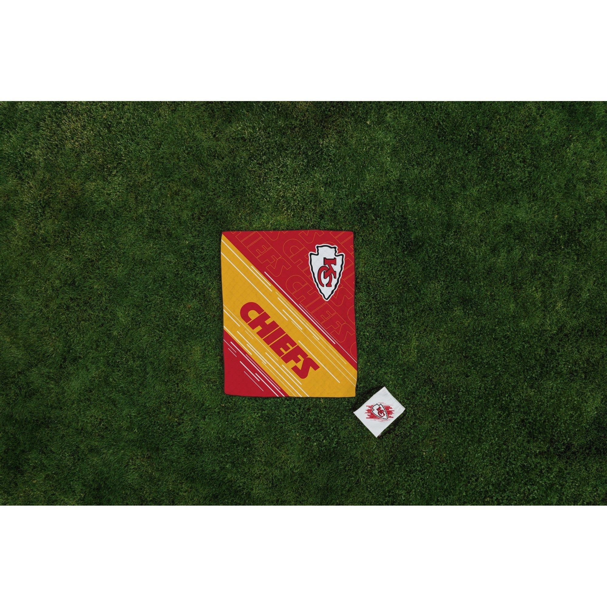 Kansas City Chiefs - Impresa Picnic Blanket
