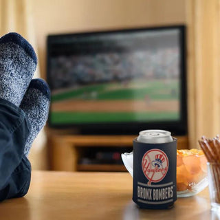 New York Yankees SLOGAN Can Cooler – 12oz