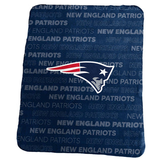 New England Patriots Classic Fleece Throw – Lightweight Team Blanket