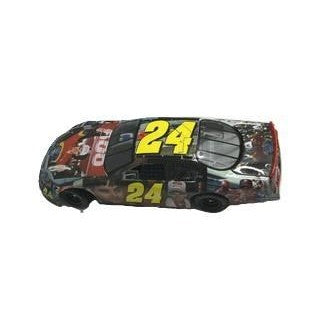 Die Cast Vehicle 1:24 Scale: Jeff Gordon #24 Milestones 2005 Monte Carlo Action Racing